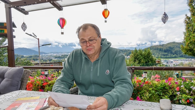 Manfred Engl musste länger als einen Monat auf Rechnungen und Briefe warten.