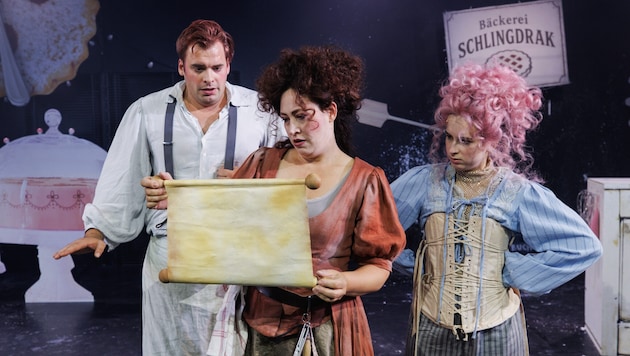 Linzer Torte mit Schlag: Kaspar Simonischek als Ferdinand, Angela Waidmann als Franziska und ...