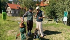 Klaus Sasse (li.) und Giunto Schalkenberg beim Hickory-Golf.