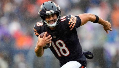 Bears-Quarterback Caleb Williams verletzte sich schwer.