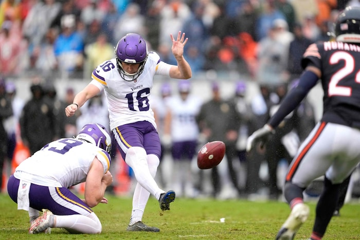 Die Vikings schlugen die Bears dank dreier Field Goalsvon Will Reichard.