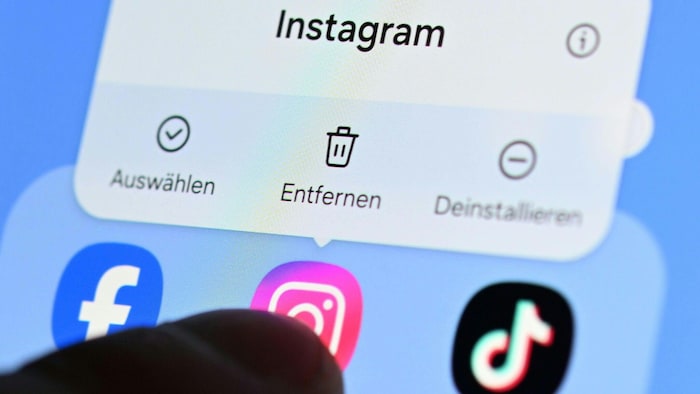 Wie geht man richtig mit Social Media um? Und welche Hilfsangebote braucht es dazu? Dazu will ...