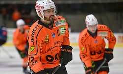 Marcus Vela ist nach dem Karriereende von Korbinian Holzer in dieser Eishockey-Saison der ...