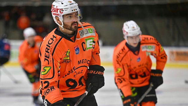 Marcus Vela ist nach dem Karriereende von Korbinian Holzer in dieser Eishockey-Saison der ...