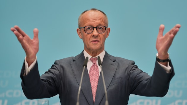German Chancellor Friedrich Merz (CDU) held a press conference on Monday afternoon following the ...