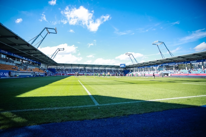Donauparkstadion (FC Blau-Weiß Linz)