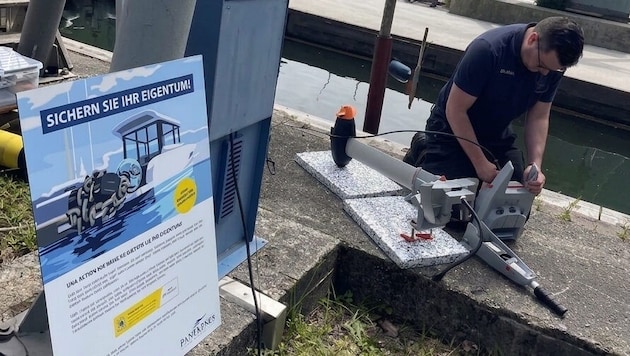 Sowohl an Land als auch zu Wasser wurden die oftmals teuren und leistungsstarken Außenborder ...