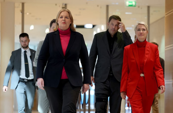 Kündigen gegenüber Kanzler Merz einen härteren Ton an: die SPD-Ko-Vorsitzenden Bärbel Bas und ...