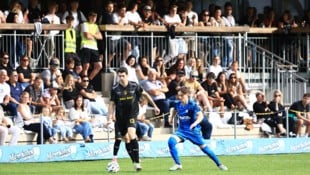 Dominik Geisler (l.) prüfte Zell/Zillers Laufbereitschaft.