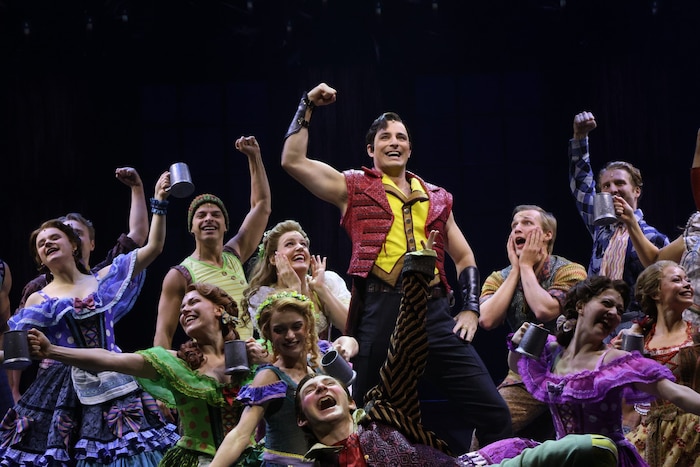 Die Performance von Gaston (Roy Goldman) ist witzig und sehenswert und macht Lust auf mehr.