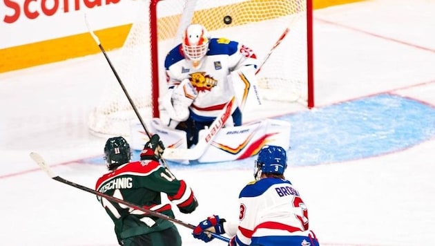 Sintschnig hämmerte den Puck bei der 5:6-Overtime- Niederlage gegen Moncton in die Maschen.