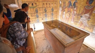 Howard Carter wollte 1922/23 mehr als nur den Grabschatz – und hämmerte sich hier durch die ...