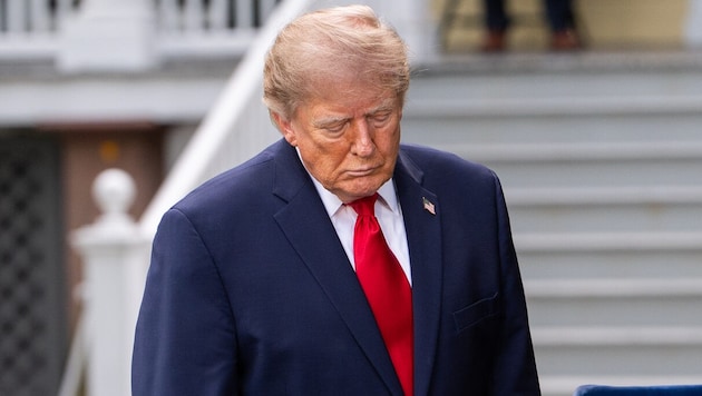 Trumps Umfragewerte haben einen Tiefststand erreicht.