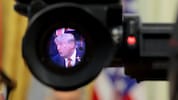 Um im Fokus der Aufmerksamkeit zu bleiben, startet Trump seinen eigenen TV-Kanal. 