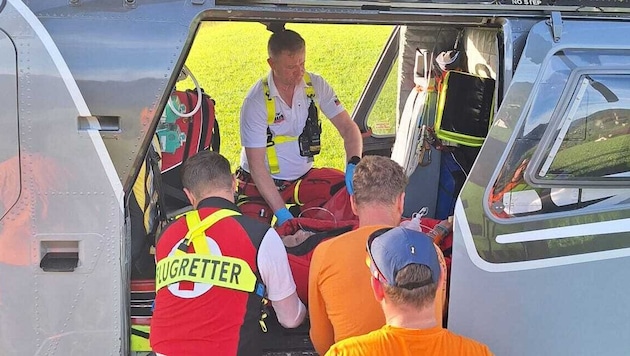 Nach dem Wespenstich wurde die Frau ins Krankenhaus nach Schwarzach geflogen.