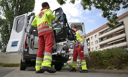 Die Wehrdienstreform mach eine Verlängerung des Zivildienstes notwendig.