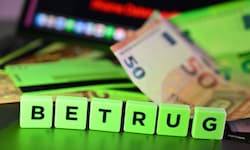 Mann wurde im Internet um hart erspartes Geld betrogen.