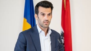 Die vierjährige Tochter des FPÖ-Politikers wurde dieser Tage an der Wirbelsäule operiert. In den ...