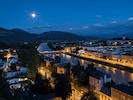 Die Nacht in Österreich wird teils sternenklar.