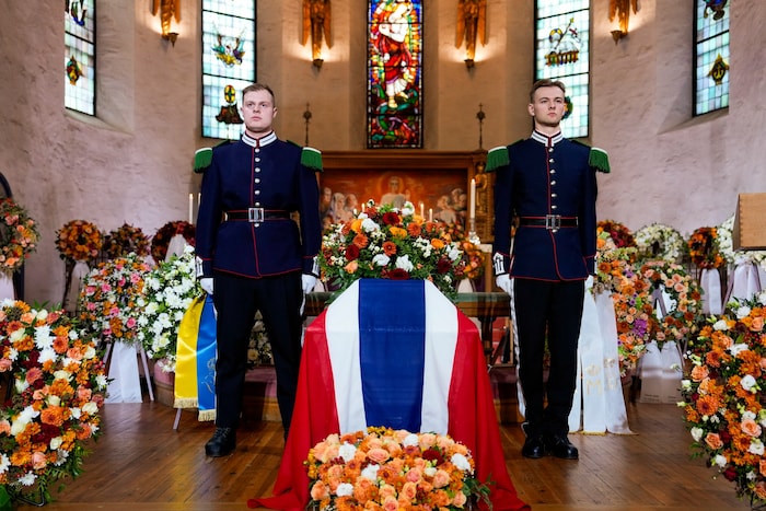 Der Sarg von Prinzessin Astrid war in der Ris Kirche in Oslo aufgebahrt.