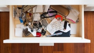 Alte Handys bringen durch richtiges Recycling wertvolle Rohstoffe.