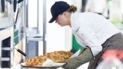Jennifer Lueger ist beim Backen voll und ganz in ihrem Element.