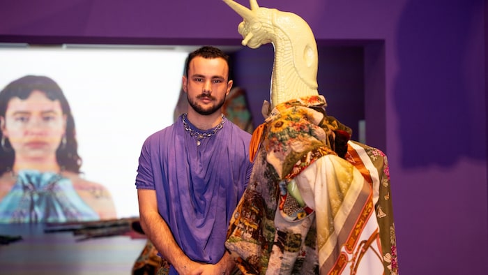 Fellner war bereits bei Fashion Weeks in New York, London und Paris dabei – und nun begeisterte ...