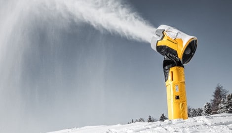 Ohne Schneekanonen schaut es mit dem Pistenspaß ziemlich düster aus.