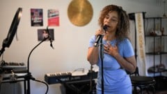 Katiuska McLean  tritt als „Allstar“ bei „The Voice of Germany“ auf. 