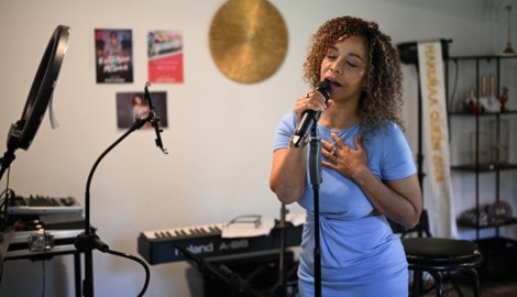 Katiuska McLean  tritt als „Allstar“ bei „The Voice of Germany“ auf. 