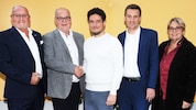 v. li.: SPÖ-Nationalratabgeordneter Alois Schroll, „Erfolgsgeschichte“ Harald Mixa, Dr. Tarik ...