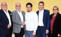 v. li.: SPÖ-Nationalratabgeordneter Alois Schroll, „Erfolgsgeschichte“ Harald Mixa, Dr. Tarik ...