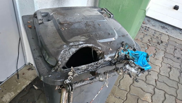 Mehrere Mülltonnen wurden in Brand gesteckt – Symbolbild