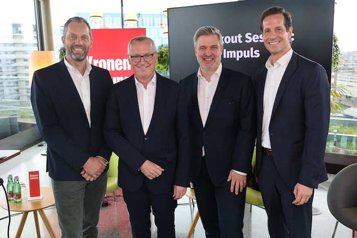 „Krone“-CEO Clemens Schwaiger, Chefredakteur Klaus Herrmann, Mediaprint- und ...