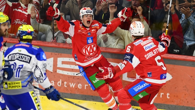 David Waschnig legte das 1:0 des KAC auf, erhöhte dann selbst auf 2:0 © euro