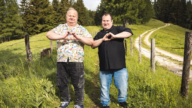 Tom und Julian ziehen vom Gemeindebau auf die Kärntner Alm.