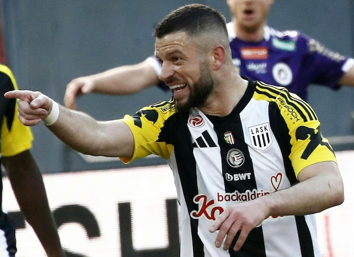 Bis Februar kickte Berisha beim LASK.