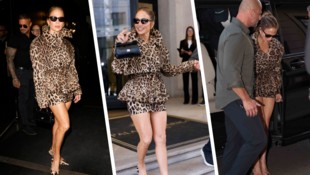 Jennifer Lopez zeigte sich in Mailand als sexy Raubkatze – und in einem Minirock, der seine ...
