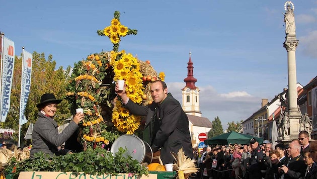 Ein Bild aus besseren Tagen: Der Erntedankumzug zog einst die Massen an.