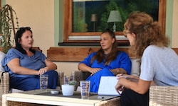 Ganz offen sprechen die Alleinerzieherinnen Manuela Erdmann und Lisa Fantin im  „Krone“- ...
