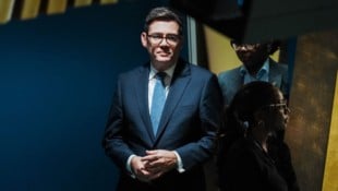 Andy Burnham findet das Alkoholverbot diskriminierend.