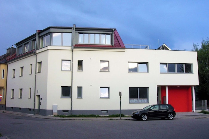 Beim Wohnhaus in St.Pölten wird einem auch in der Armutsgefährdung geholfen. Im Winter gibt es ...