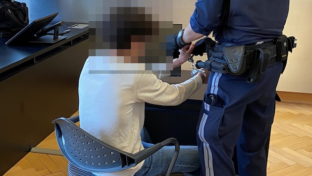 Der Angeklagte gelobte vor Gericht Besserung: Er werde sein Leben ändern und wieder bei Mama ...