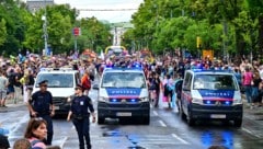 Großdemos gehörten in Wien zum „Polizei-Alltag“.