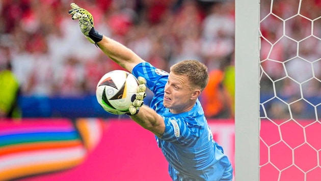 Für Österreich absolvierte Patrick Pentz bisher 18 Länderspiele.