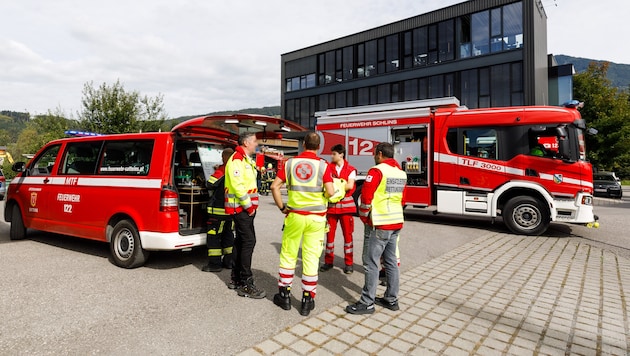 Die Einsatzkräfte vor Ort.