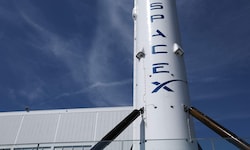 Die Google-Chips werden an Bord einer Rakete von Elon Musks Raumfahrtfirma SpaceX abheben.