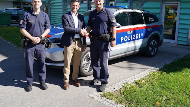 Christoph Steiner (Kommandant Gemeindepolizei Hard), Bürgermeister Martin Staudinger und Simon ...