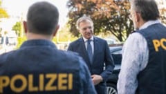 OÖ-Landeschef Stelzer im Austausch mit der Linzer Polizei