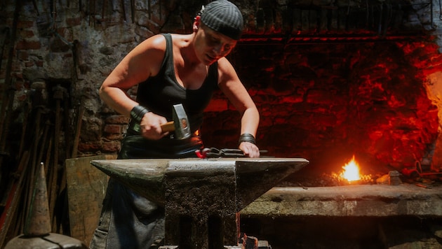 In der Hammerschmiede Pehn geht es um die Entwicklung des Handwerks.